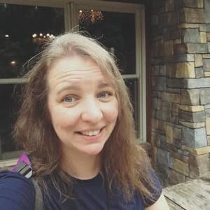 Meet your Posher, Crystal